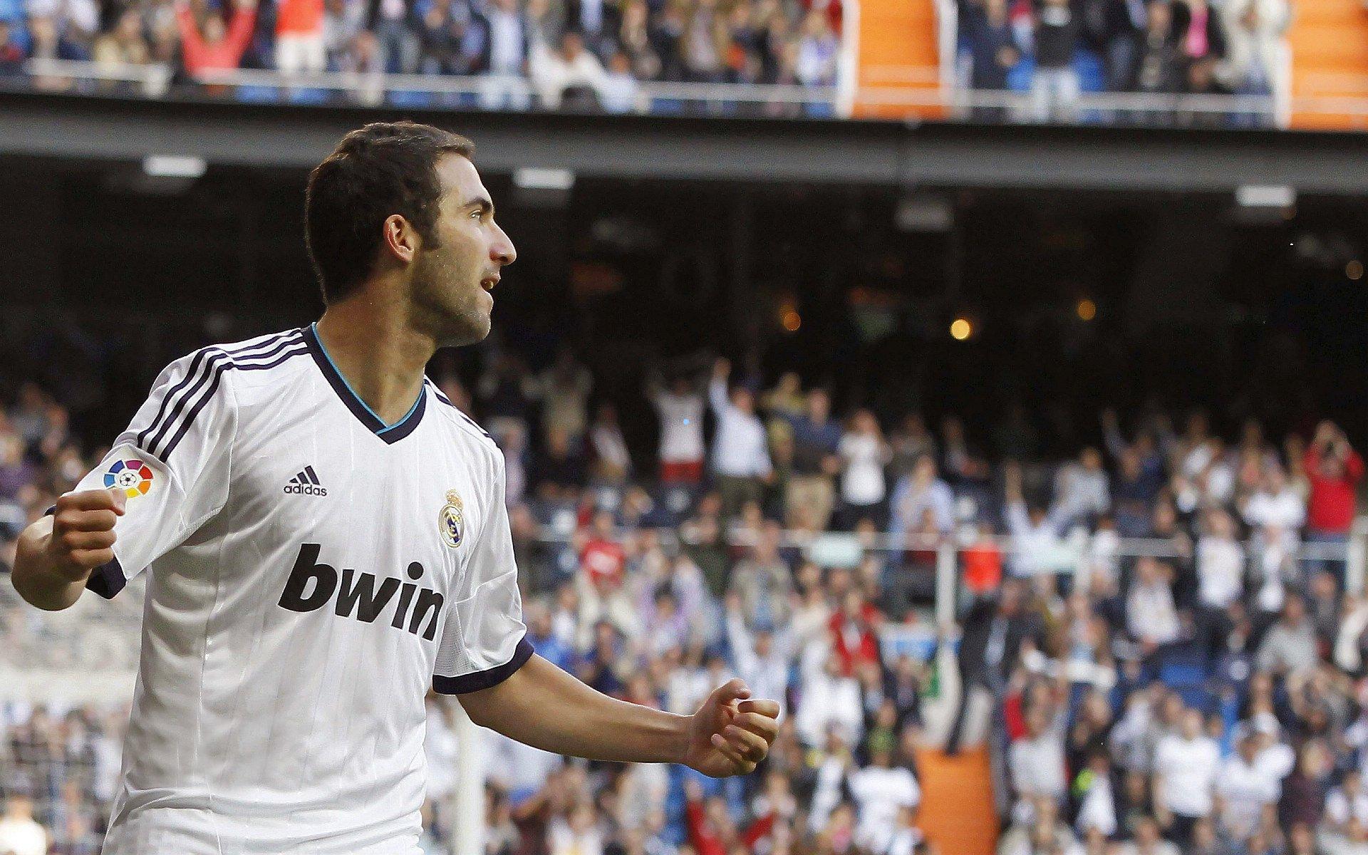 罗马诺Here We Go确认!国际米兰总价450万欧元锁定萨格勒布18岁中卫新星亚基罗维奇