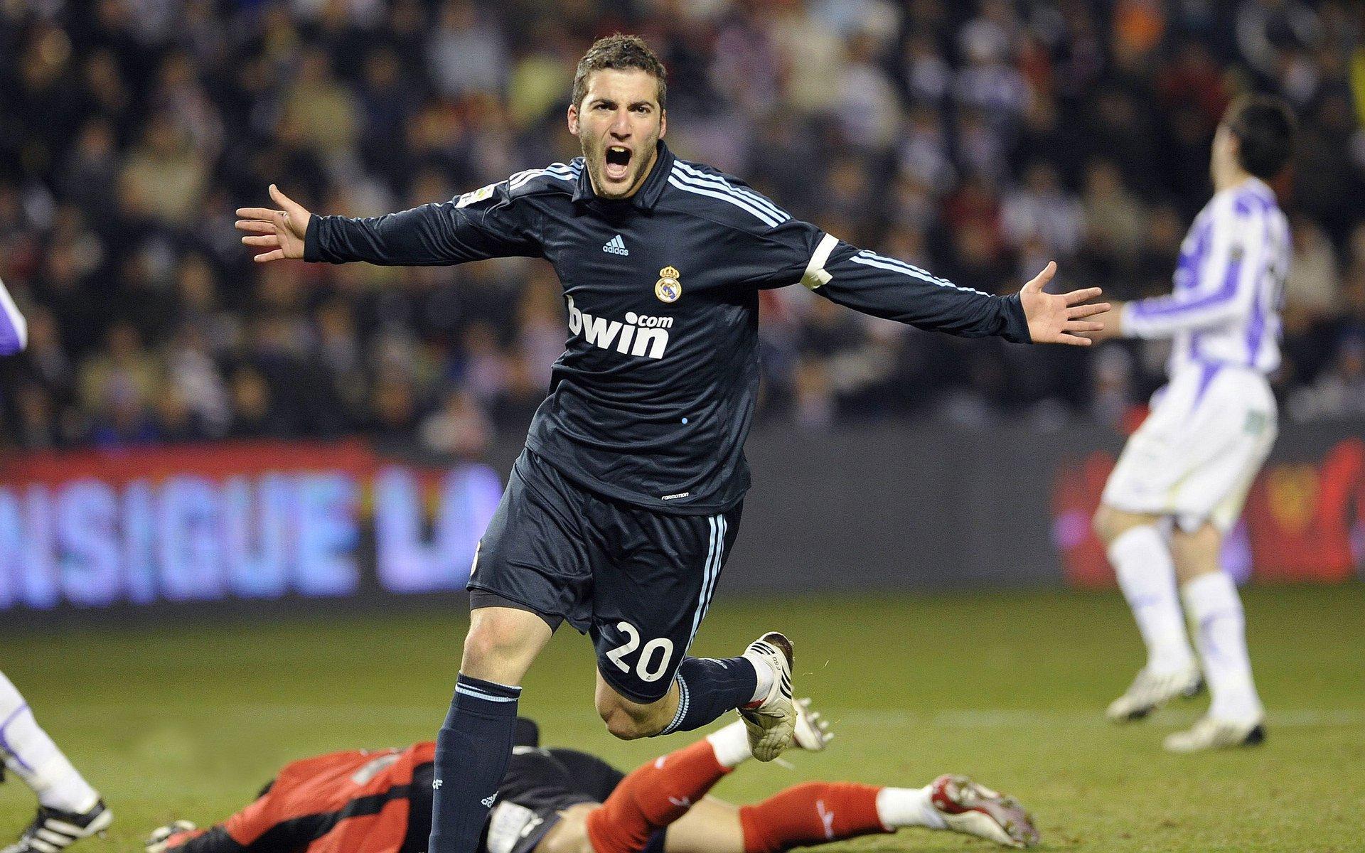 卡明斯基，加盟科隆是正确抉择，波多尔斯基劝说功不可没