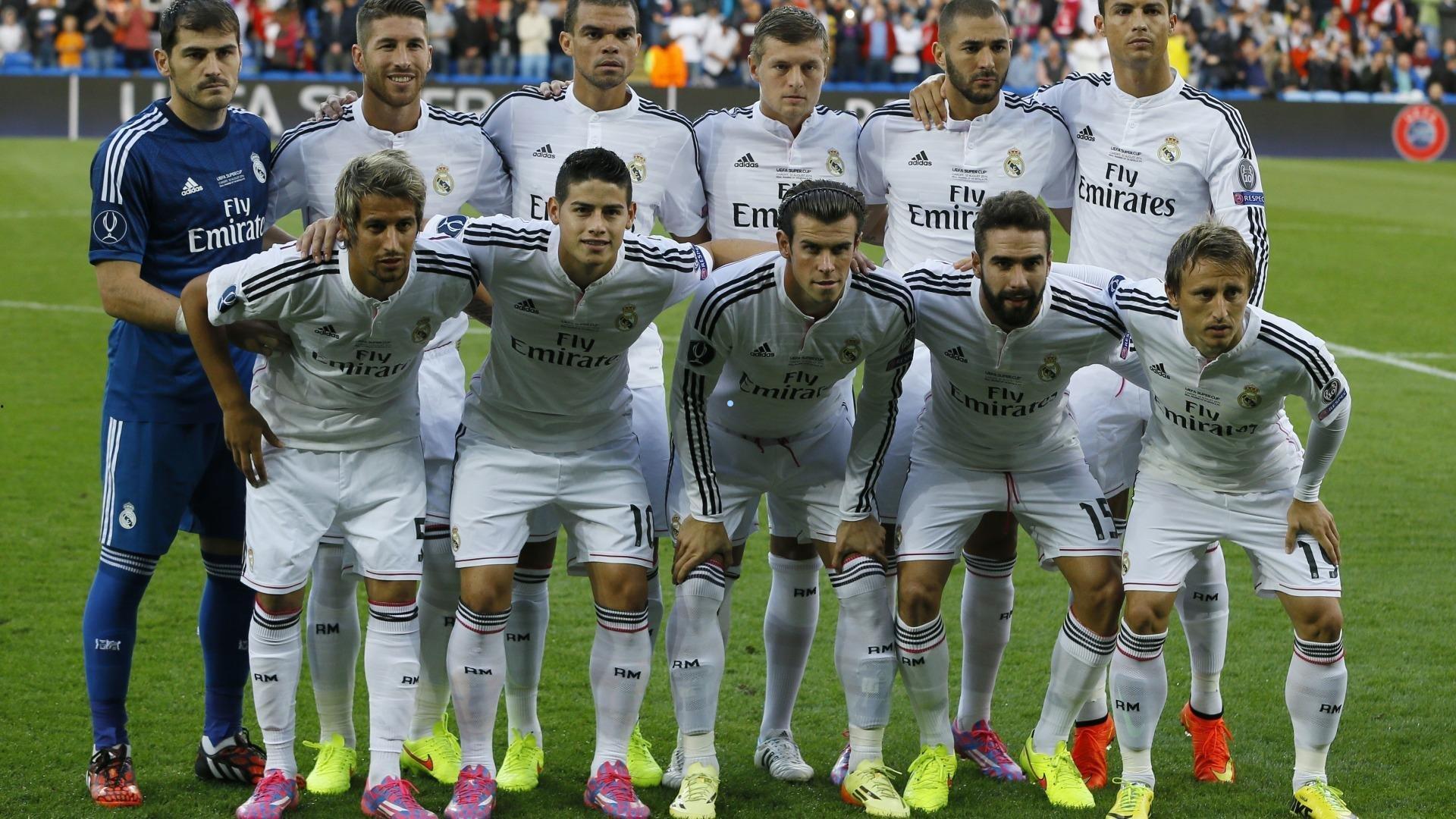 TA：当主帅坚持足球理念时，曼联和其他球队高层不应感到意外